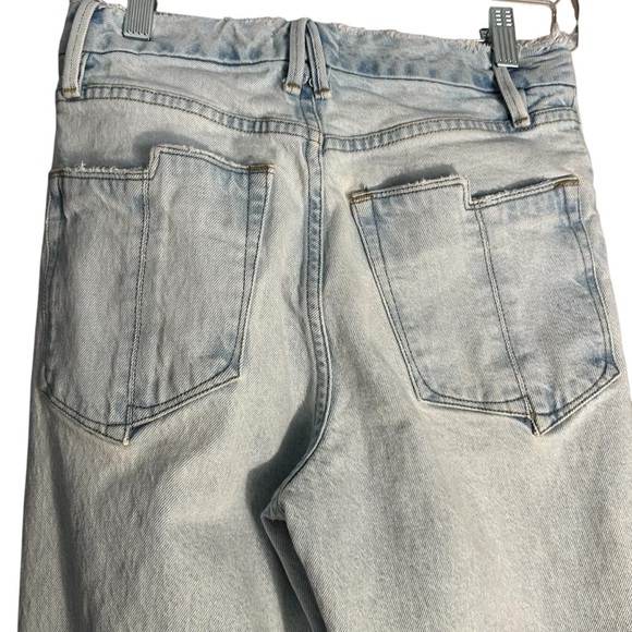 Good American Distressed Bootcut Split Hem Jeans Sz 2/26 - Picture 6 of 16